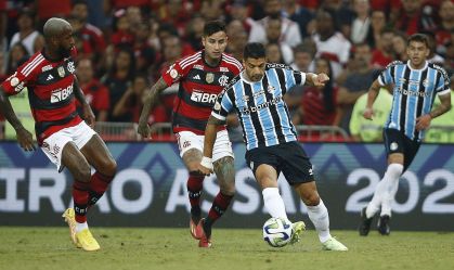Grêmio e Flamengo se enfrentam pela Copa do Brasil nesta quarta-feira (26)