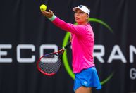 Tenista russa Zvonareva, medalhista olímpica, é impedida de entrar na Polônia