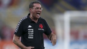 Vanderlei Luxemburgo viveu o primeiro rebaixamento de sua carreira com o Vasco, em 2020