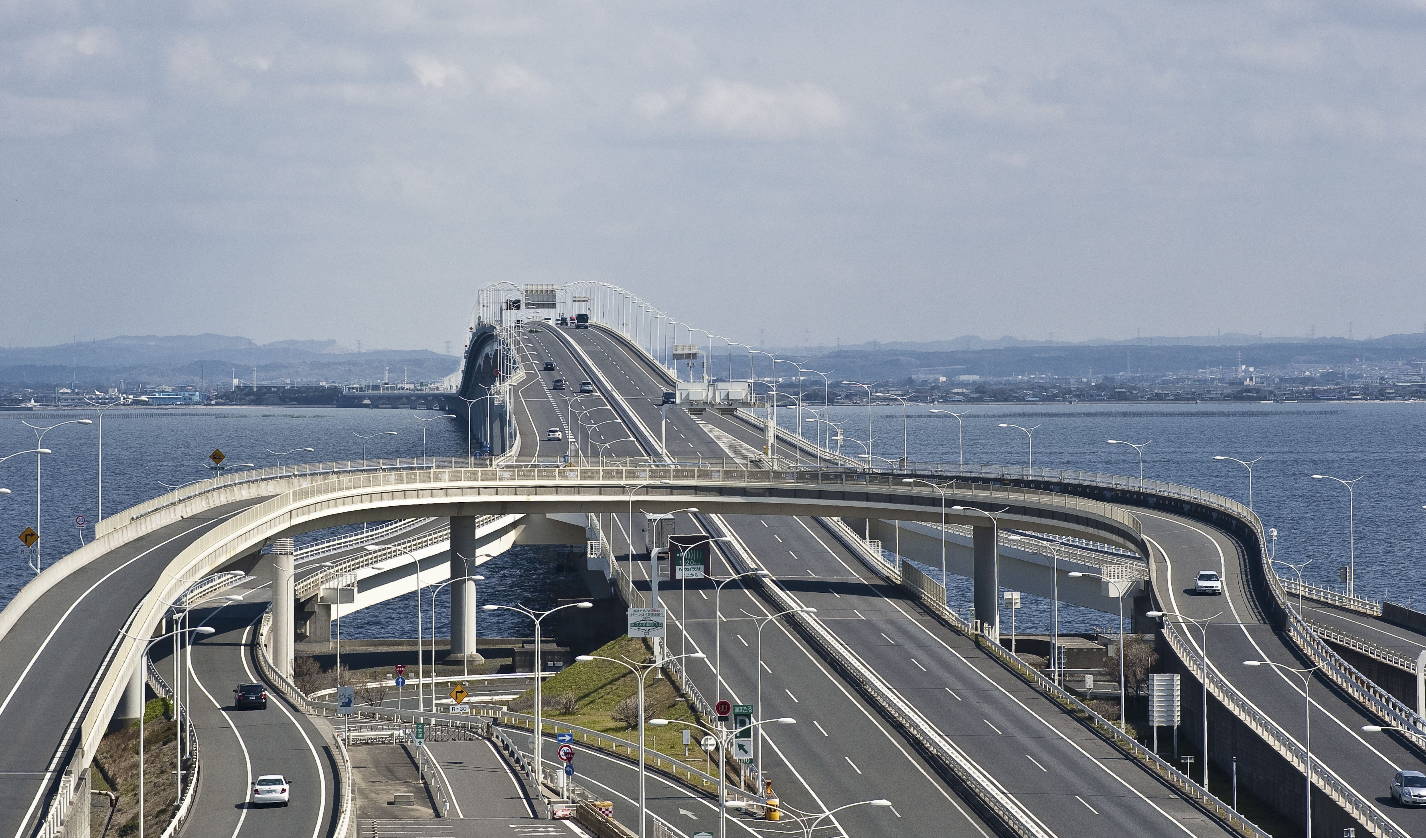 Tokyo Bay Aqualine, no Japão / Gyro/Getty Images