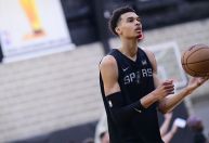 NBA Summer League começa com três brasileiros em quadra e francês sensação