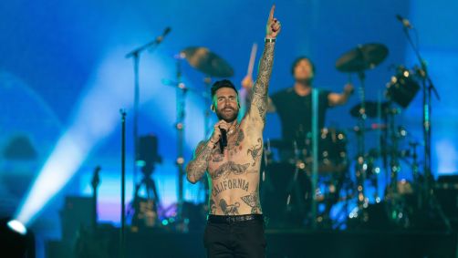 Adam Levine se apresenta com o Maroon 5 no Hayarkon Park, em maio de 2022, em Tel Aviv, Israel.