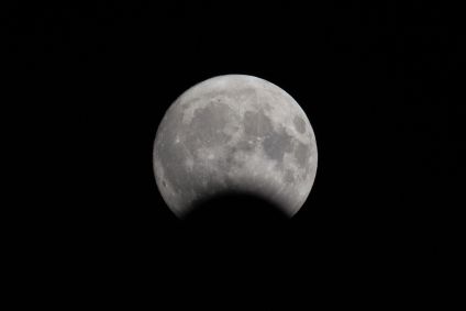 Imagem da Superlua na Itália