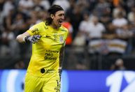 Veja quando Cássio pode enfrentar o Corinthians como goleiro do Cruzeiro