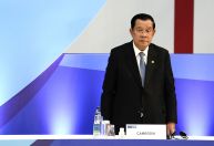 Líder mais antigo do mundo, Hun Sen, do Camboja, diz que entregará o poder ao seu filho