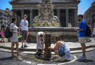 Calor extremo e recorde de temperatura elevada atingem a Europa