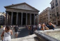 “Tempestade de calor” se estende ao sul da Europa e alertas de saúde são emitidos