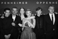 A uma semana da estreia, elenco de “Oppenheimer” deixa première em apoio à greve de atores