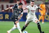 Sul-Americana: mistão do Corinthians vence Universitario e garante vaga nas oitavas de final