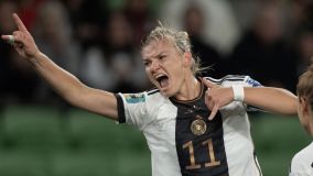 Alexandra Popp se despediu do Mundial, mas integra o topo da artilharia do torneio