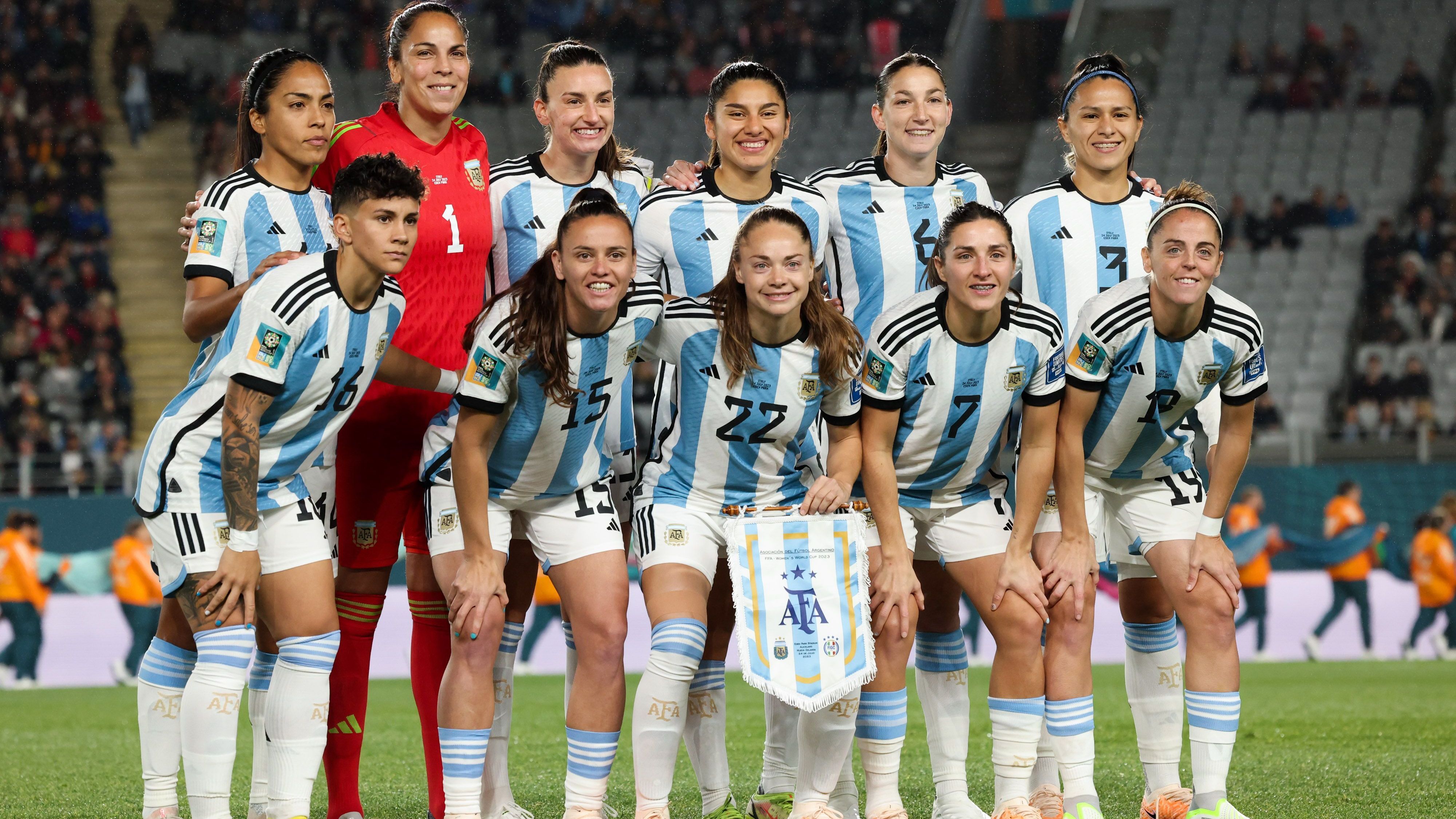 Seleção argentina perdeu na estreia da Copa do Mundo para a Itália