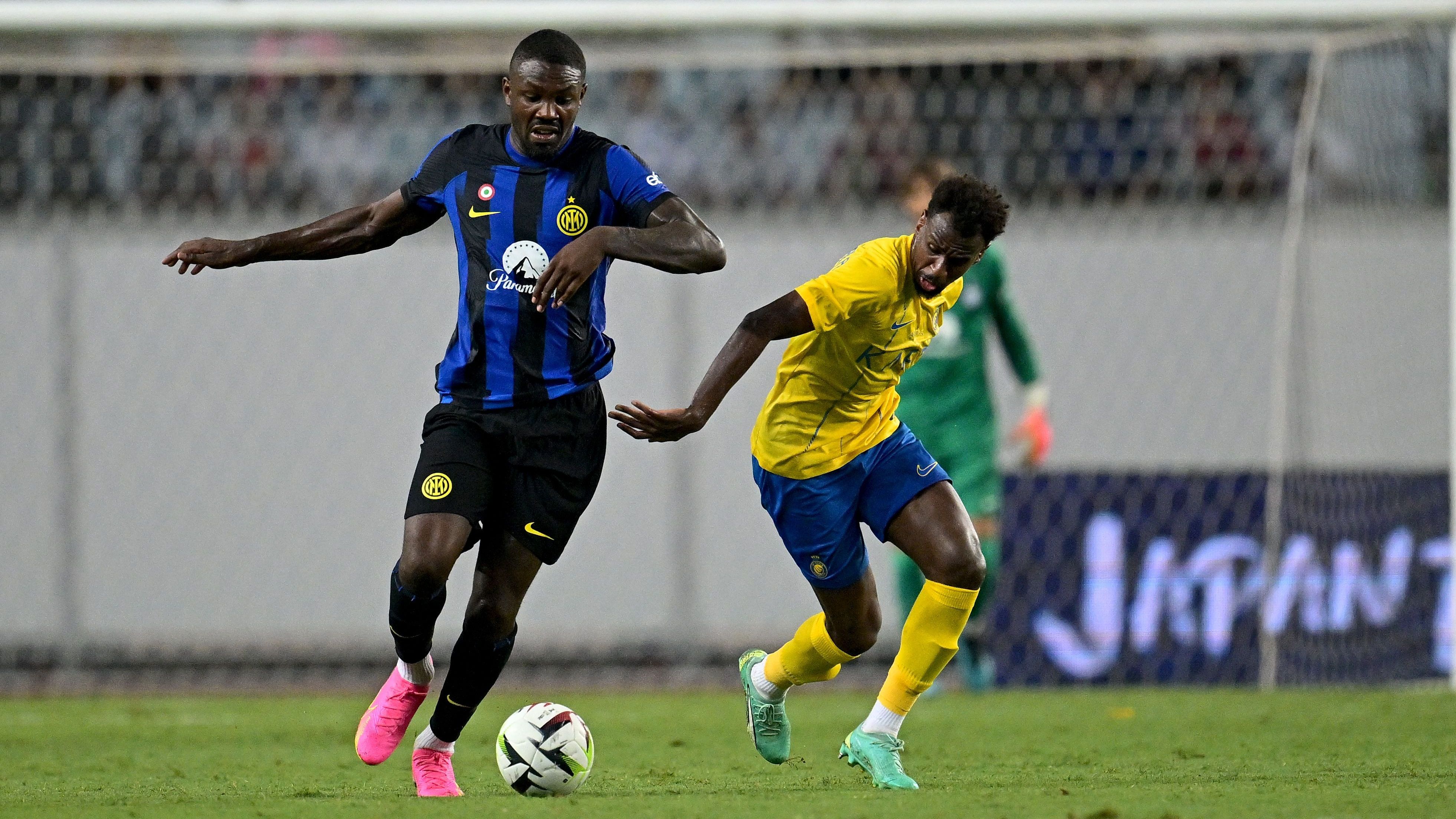 Marcus Thuram em ação pela Inter contra o Al-Nasr, em amistoso da pré-temporada