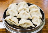 China investiga restaurante que desafiava clientes a comerem 100 guiozas por refeição grátis