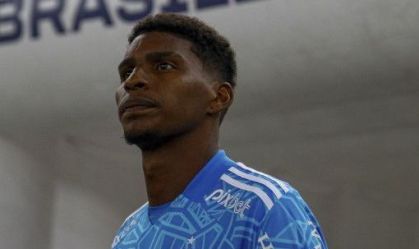 O goleiro Hugo Souza foi emprestado pelo Flamengo ao Chaves, de Portugal