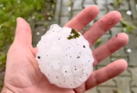 Chuva de granizo com pedras do tamanho de uma bola tênis fere mais de 100 pessoas na Itália