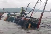 Ventos de supertufão viram barco perto das Filipinas e pelo menos 25 pessoas morrem
