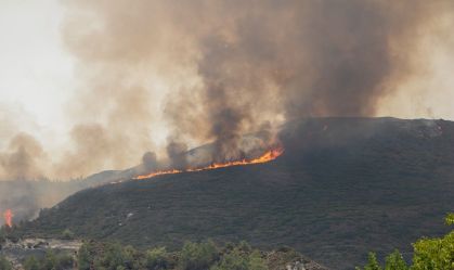 Greece continues fight against wildfires on islands of Rhodes