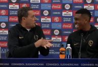 Luxemburgo puxa samba para tranquilizar jovem do Corinthians em entrevista; veja a cena