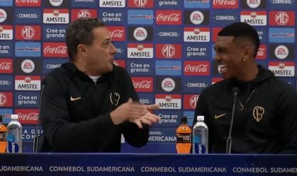 Vanderlei Luxemburgo brinca com Felipe Augusto em entrevista
