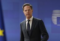 Após renúncia de premiê, Holanda terá novas eleições em novembro