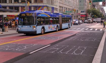 NYC MTA buses share 14th St with cars for only a week longer before L Train work closure.