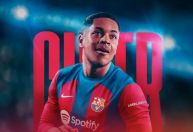 Barcelona anuncia a contratação de Vitor Roque