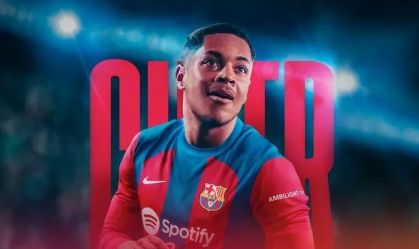 Barcelona anuncia a contratação de Vitor Roque