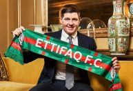 Clube da Arábia Saudita anuncia Steven Gerrard como novo treinador