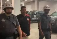 Universitario critica prisão de preparador acusado de racismo por corintianos: “Inadmissível” 