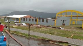 Vila Olímpica da cidade de Osório (RS) ficou danificada após passagem do ciclone