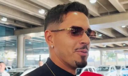 Lucas Veríssimo desembarca em São Paulo para assinar com o Corinthians: "É um prazer enorme"