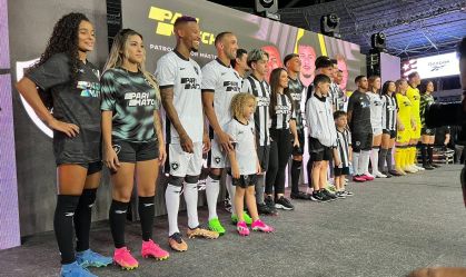 Líder do Brasileirão, Botafogo lança novo uniforme com referência a Copacabana; veja fotos