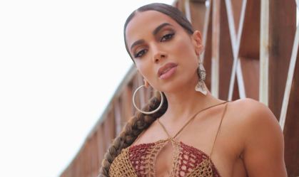 Anitta cobra Lula sobre casal brasileiro preso na Turquia após malas trocadas