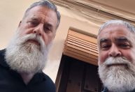 Casal foge dos preços altos de São Francisco e compra casa de 3 andares por US$ 50 mil na Espanha