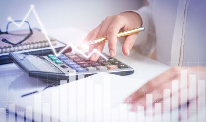 Serasa registra primeira queda na inadimplência no ano, com 450 mil devedores a menos em junho