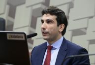 BC quer tempo para entender efeito da curva de juros dos EUA sobre inflação doméstica, diz Galípolo