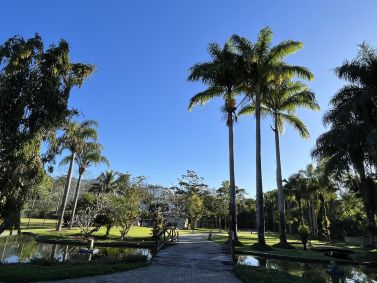 Área externa da casa de Emerson Sheik