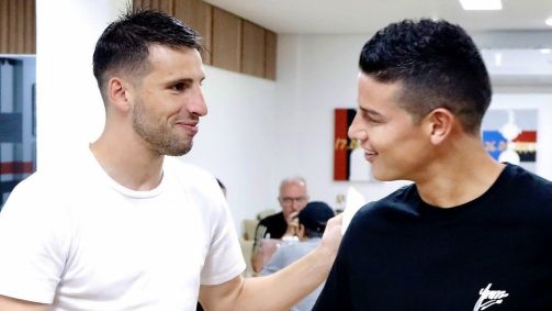 James Rodríguez com Calleri no CT do São Paulo