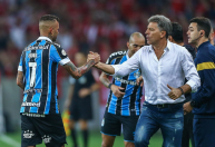 Grêmio inicia conversas para contratar Luan, do Corinthians