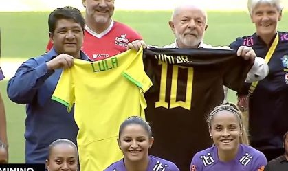 lula em evento seleção