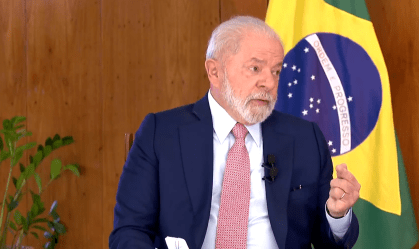 O presidente Lula concedeu hoje entrevista à RecordTV