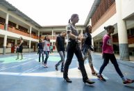 Ação contra escolas cívico-militares de Tarcísio é extinta pela Justiça de SP