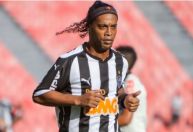 “Mentia para ir a festas”: Ronaldinho Gaúcho teria dedurado ex-companheiro a mulher