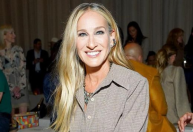 Sarah Jessica Parker diz que “passou da idade” de fazer facelift; saiba se existe idade máxima