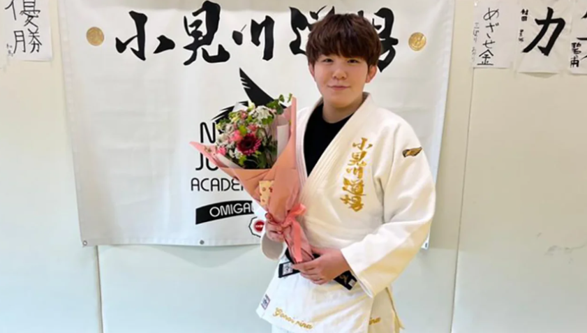 Gonoi queria ser judoca profissional quando criança. Agora, ela ensina outras mulheres a se defenderem. / Cortesia Rina Gonoi