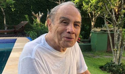 Internado, Stenio Garcia diz que está livre de infecção e rebate boatos