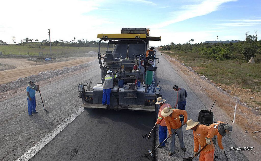 obras infraestrutura construção PIB rodovia