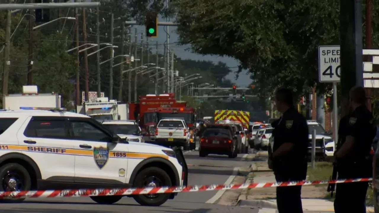 Autoridades na área onde ocorreu tiroteio na cidade de Jacksonville
