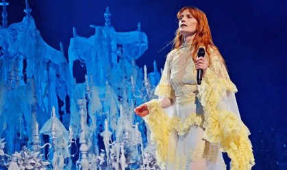 230828062350-01-florence-welch-012823-restricted