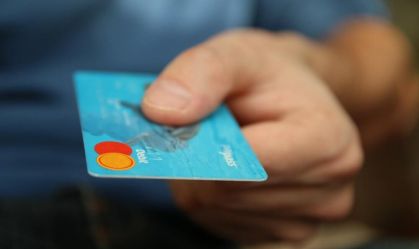 Alta no rendimento dos trabalhadores pode ser fator de preocupação com inflação, dizem especialistas
